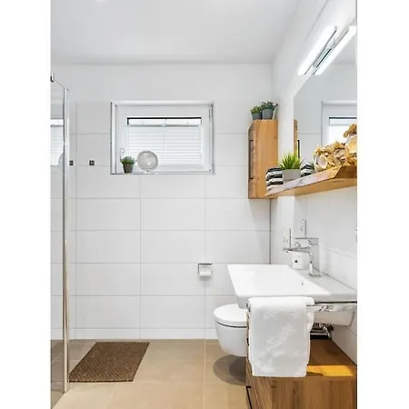 Сasa de vacaciones With 2 Bedrooms *