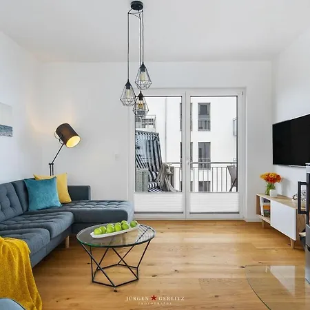 With 2 Bedrooms *