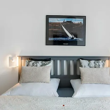 With 2 Bedrooms